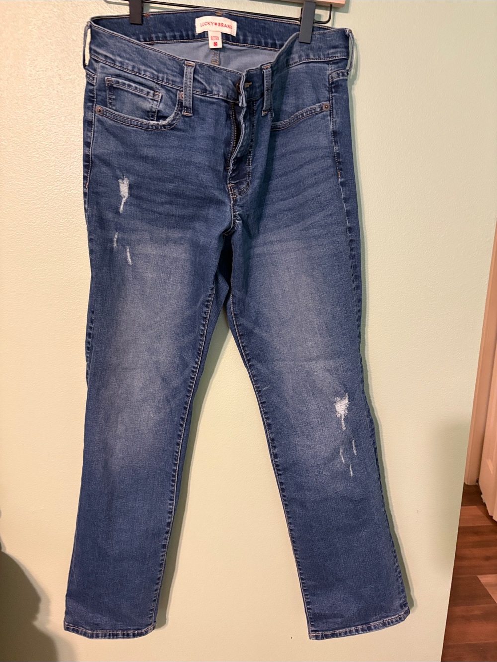 Lucky Brand Women's Medium Blue Skinny Jeans with Light Distressing
